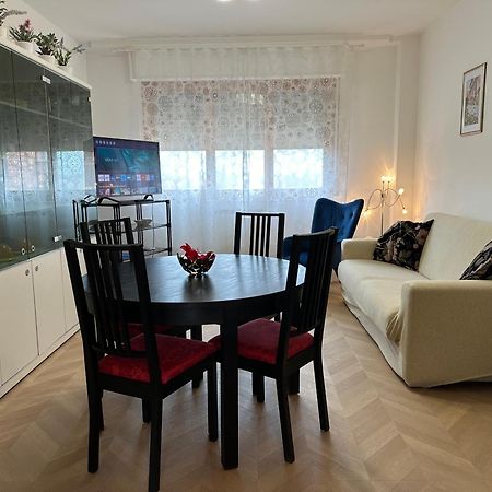 Dario'S House Apartment Scandicci Luaran gambar